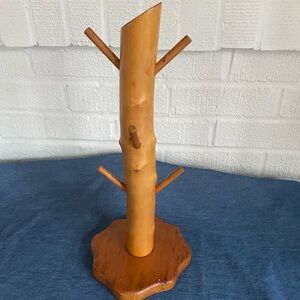 Maple Wood Mug Tree